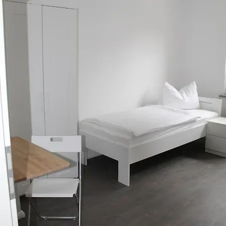 Schlafschoen Apartments+Monteurzimmer Bohlen  Zewnętrze zdjęcie
