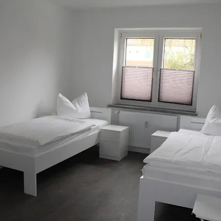 Schlafschoen Apartments+Monteurzimmer Bohlen  Zewnętrze zdjęcie